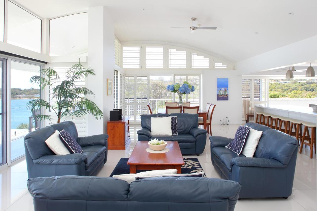 Noosa Quays Waterfront Accomodation Exterior photo