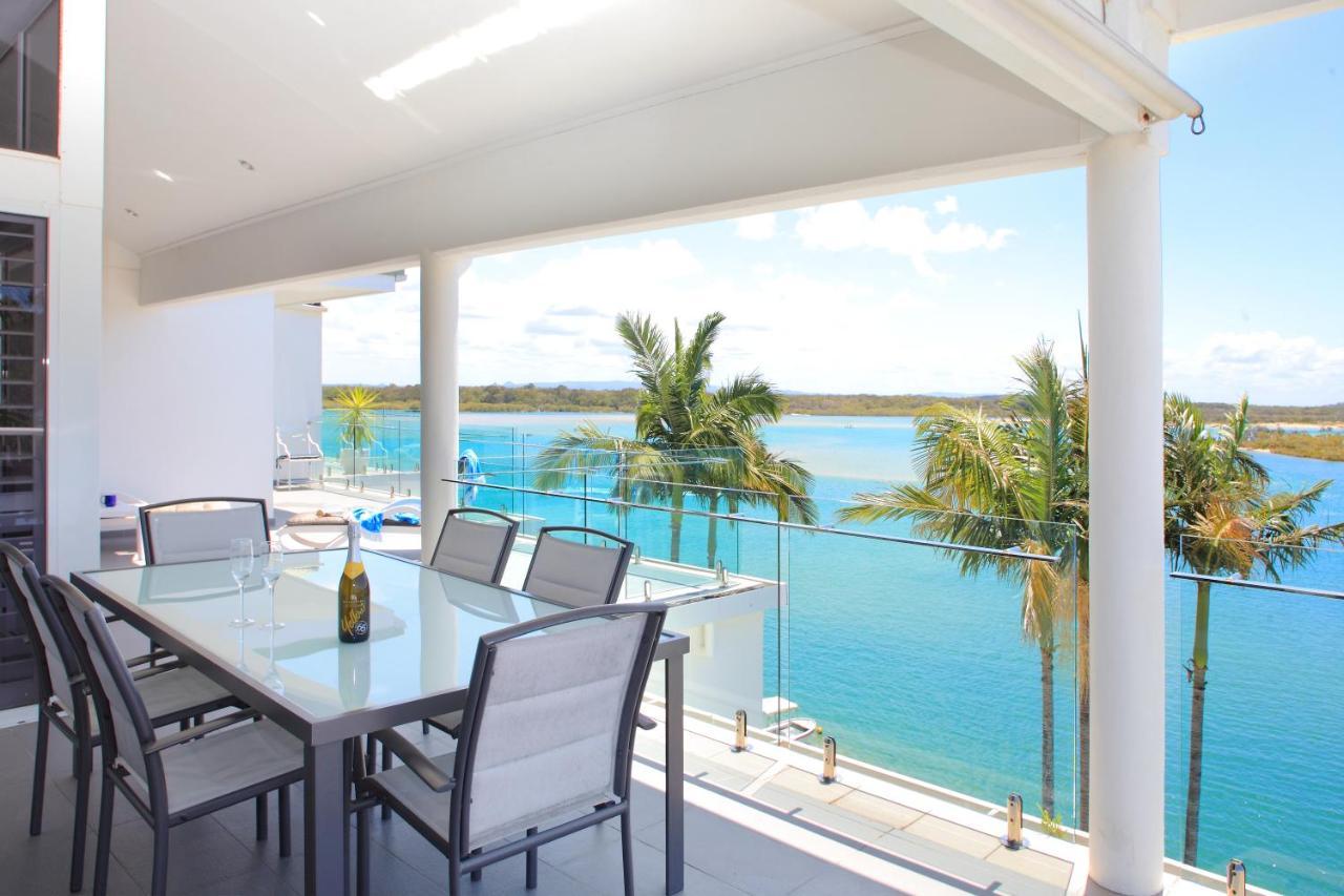 Noosa Quays Waterfront Accomodation Exterior photo